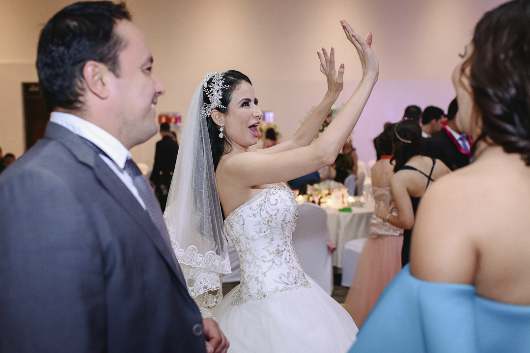 documentary wedding photographer in mazatlan fotografia documental de bodas