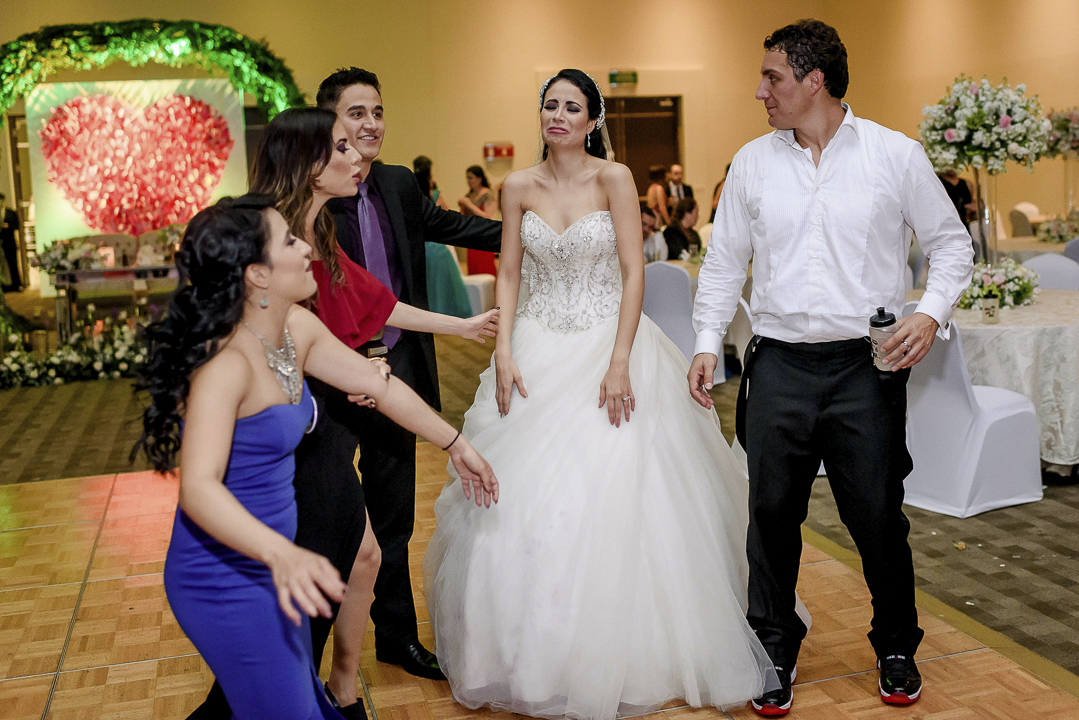 documentary wedding photographer in mazatlan fotografia documental de bodas