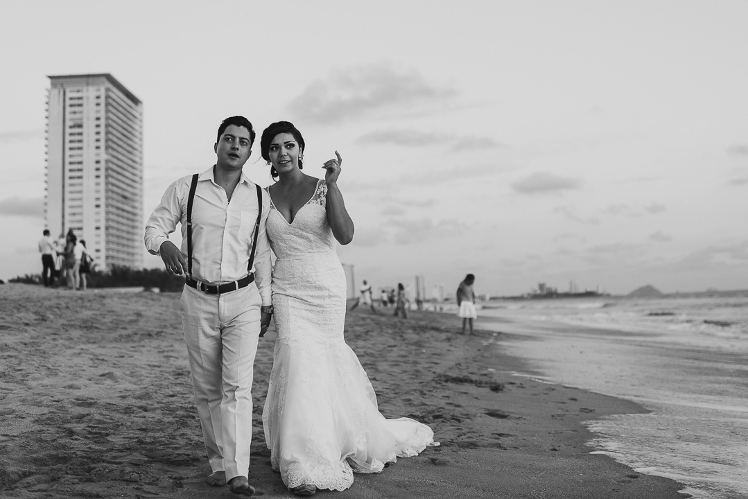 best documentary wedding photographer in mazatlan fotografia documental de bodas