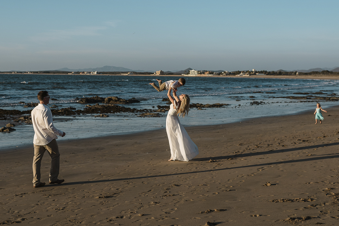 best documentary wedding photographer in mazatlan fotografia documental de bodas