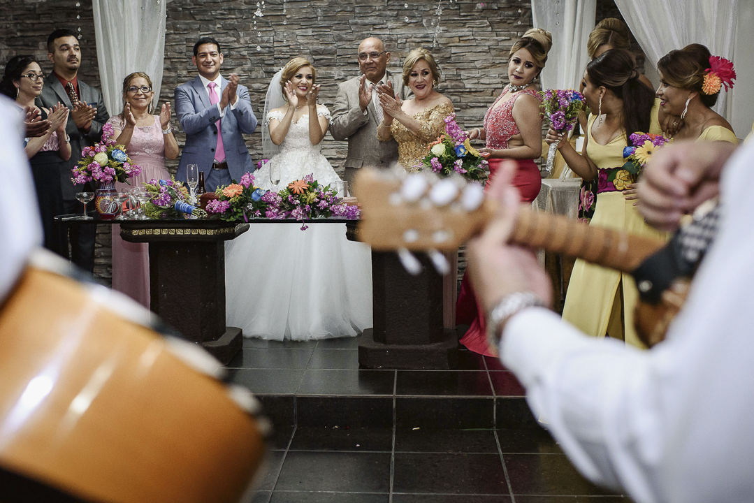 best documentary wedding photographer in mazatlan fotografia documental de bodas