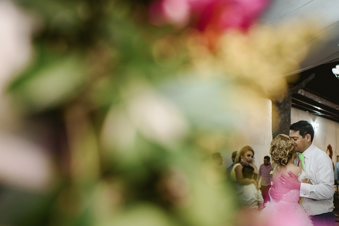 best documentary wedding photographer in mazatlan fotografia documental de bodas
