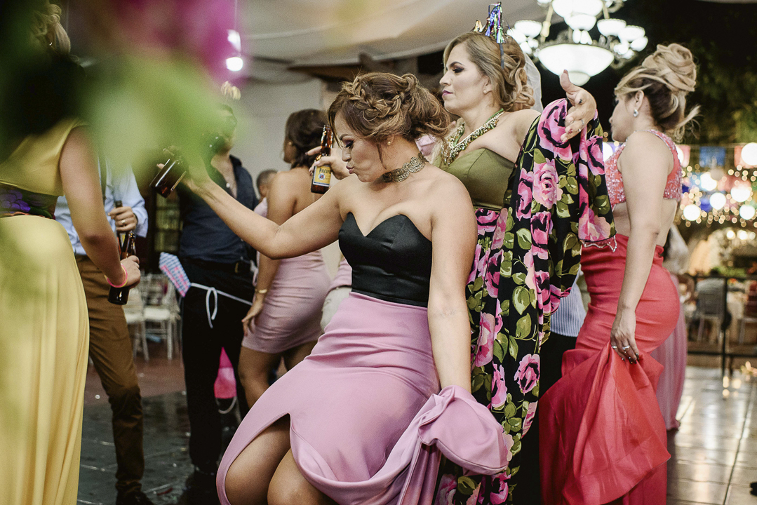 best documentary wedding photographer in mazatlan fotografia documental de bodas