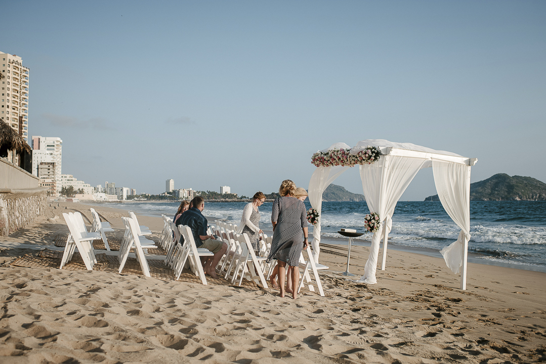 best documentary wedding photographer in mazatlan fotografia documental de bodas