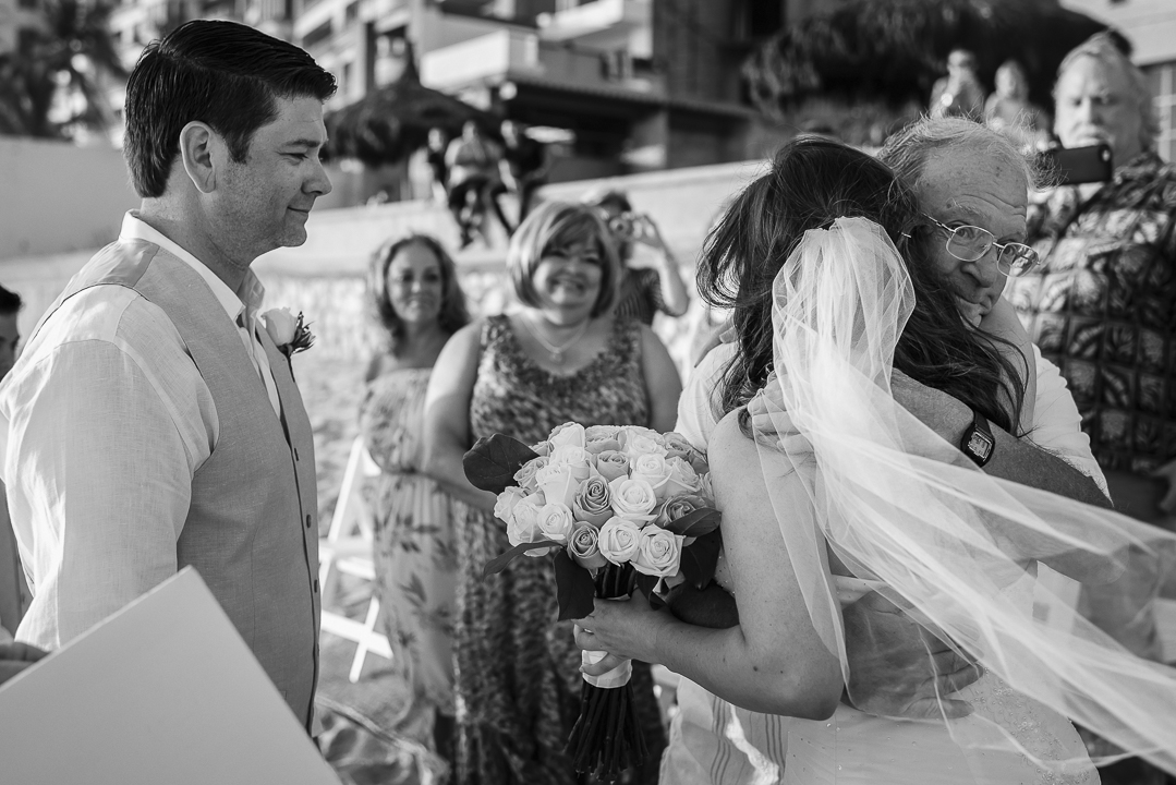 best documentary wedding photographer in mazatlan fotografia documental de bodas