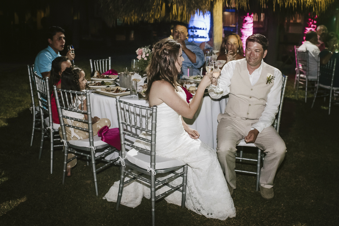 best documentary wedding photographer in mazatlan fotografia documental de bodas
