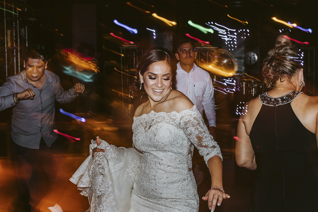 best documentary wedding photographer in mazatlan mexico fotografia documental de bodas fotografo en mexico wedding destination photographer guadalajara chihuahua cabo san lucas playa del carmen punta de mita san miguel de allende