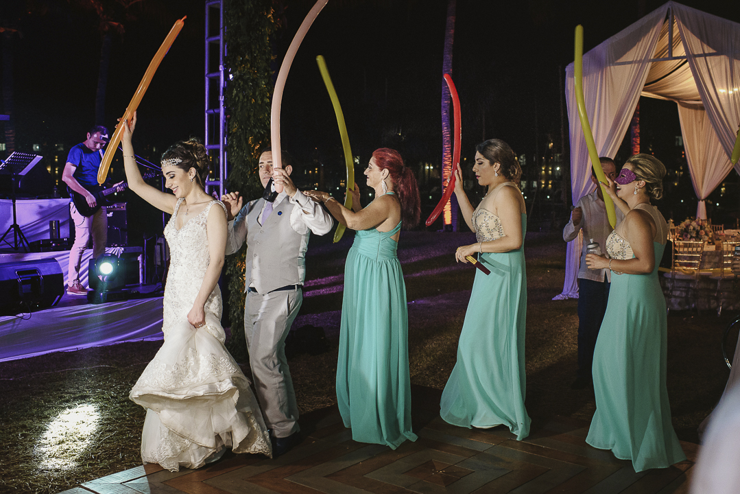 best documentary wedding photographer in mazatlan fotografia documental de bodas fotografo en mexico wedding destination photographer guadalajara chihuahua cabo san lucas playa del carmen punta de mita san miguel de allende