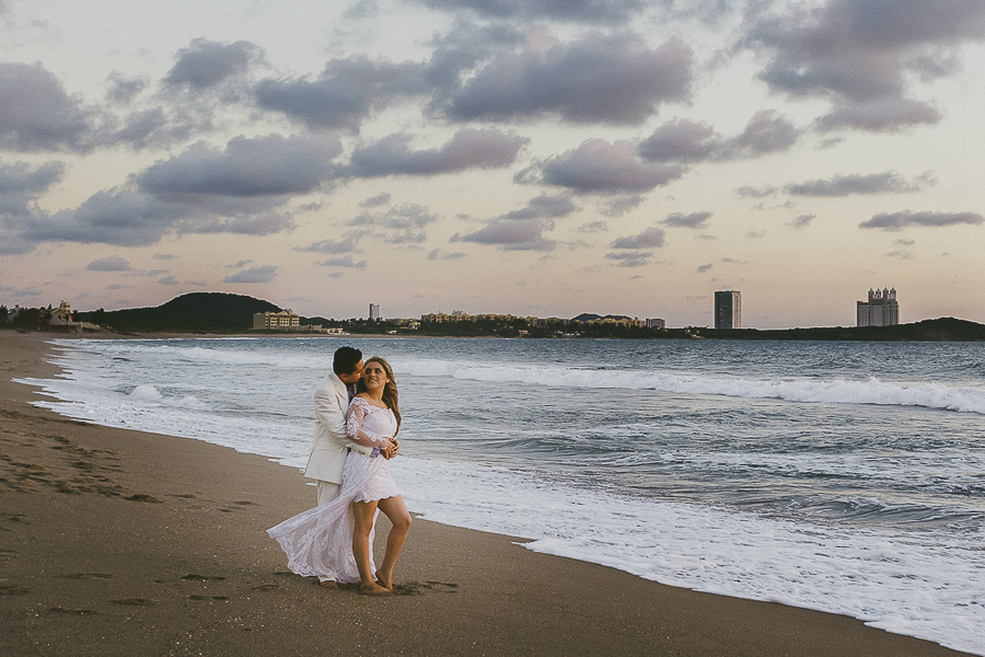 fotografo de bodas en mazatlan, mazatlan destination wedding photographer, bodas en mazatlan, bodas en mexico, culiacan, mochis, concordia, los cabos, oaxaca, puebla, bodas en puebla, bodas en queretaro, san miguel de allende, bodas en san miguel de allende
