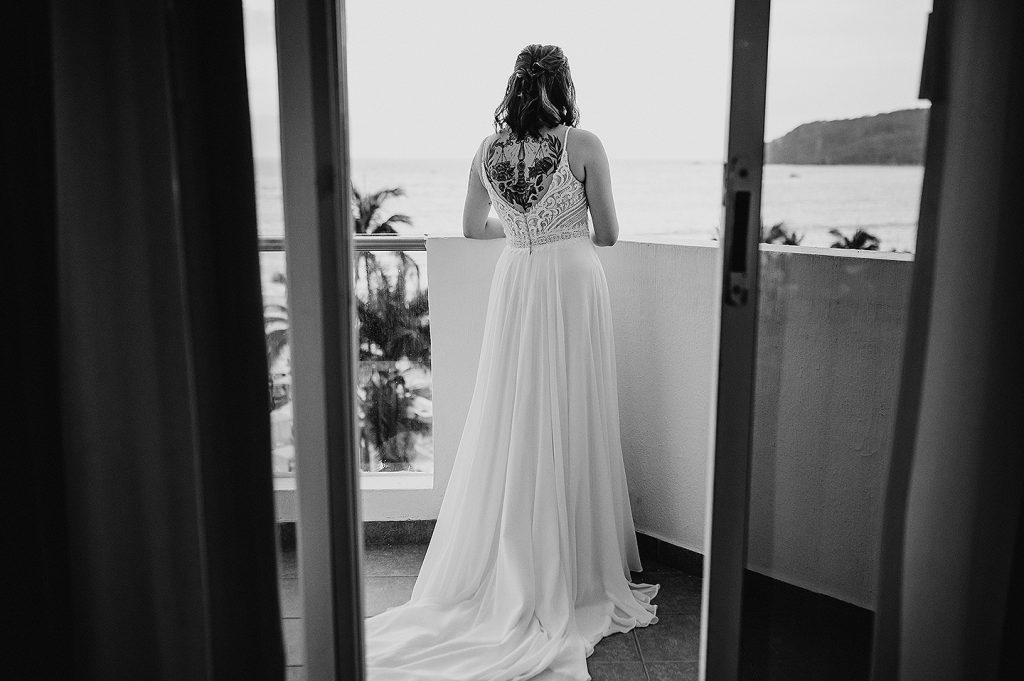 Fotografos en mazatlan, Wedding photographer in mazatlan, engagement photography lovers, mazatlan photographer, wedding photographer in beach, love story, best photographer in mazatlan