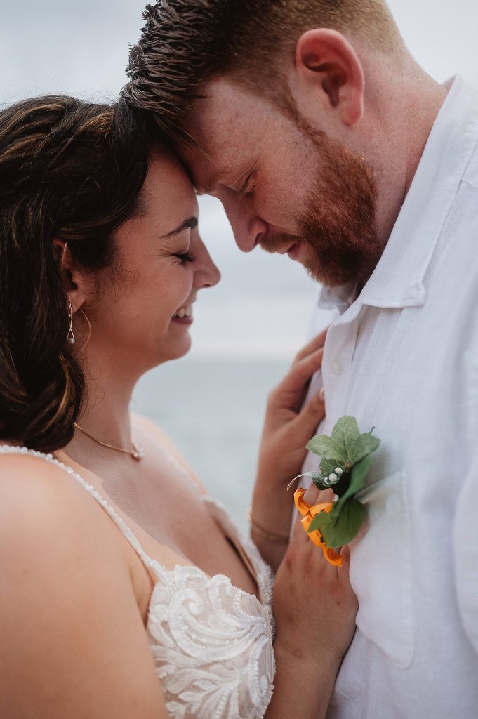 Fotografos en mazatlan, Wedding photographer in mazatlan, engagement photography lovers, mazatlan photographer, wedding photographer in beach, love story, best photographer in mazatlan