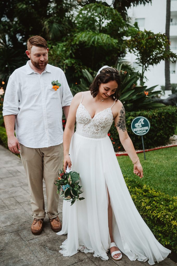 Fotografos en mazatlan, Wedding photographer in mazatlan, engagement photography lovers, mazatlan photographer, wedding photographer in beach, love story, best photographer in mazatlan