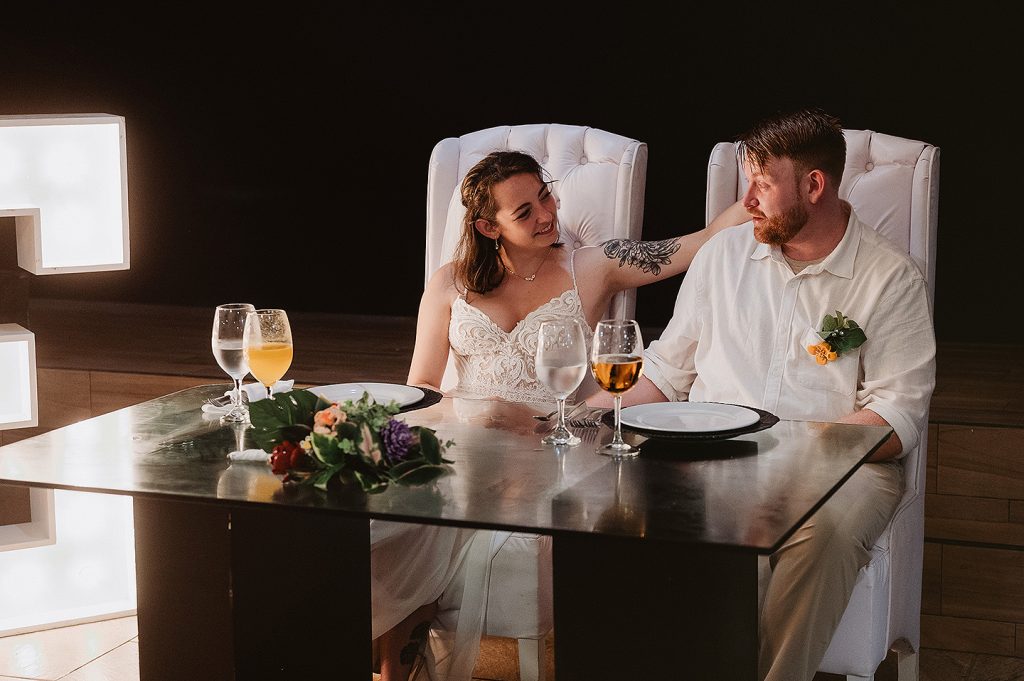 Fotografos en mazatlan, Wedding photographer in mazatlan, engagement photography lovers, mazatlan photographer, wedding photographer in beach, love story, best photographer in mazatlan