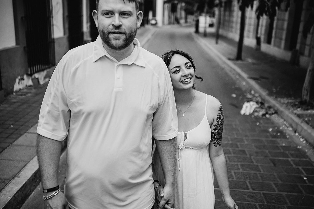 Fotografos en mazatlan, Wedding photographer in mazatlan, engagement photography lovers, mazatlan photographer, wedding photographer in beach, love story, best photographer in mazatlan