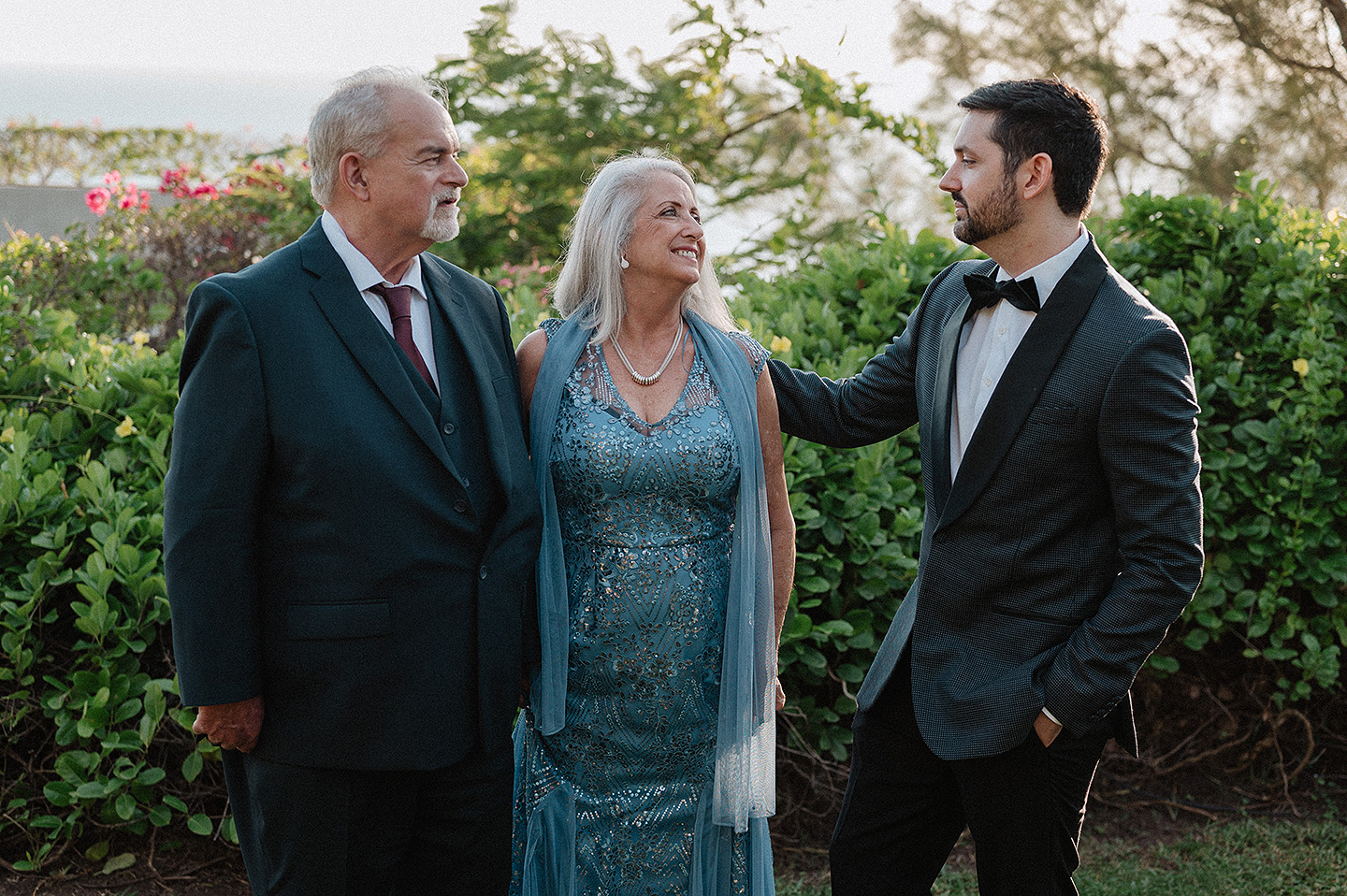 Fotografos en mazatlan, Wedding photographer in mazatlan, engagement photography lovers, mazatlan photographer, wedding photographer in beach, love story, best photographer in mazatlan