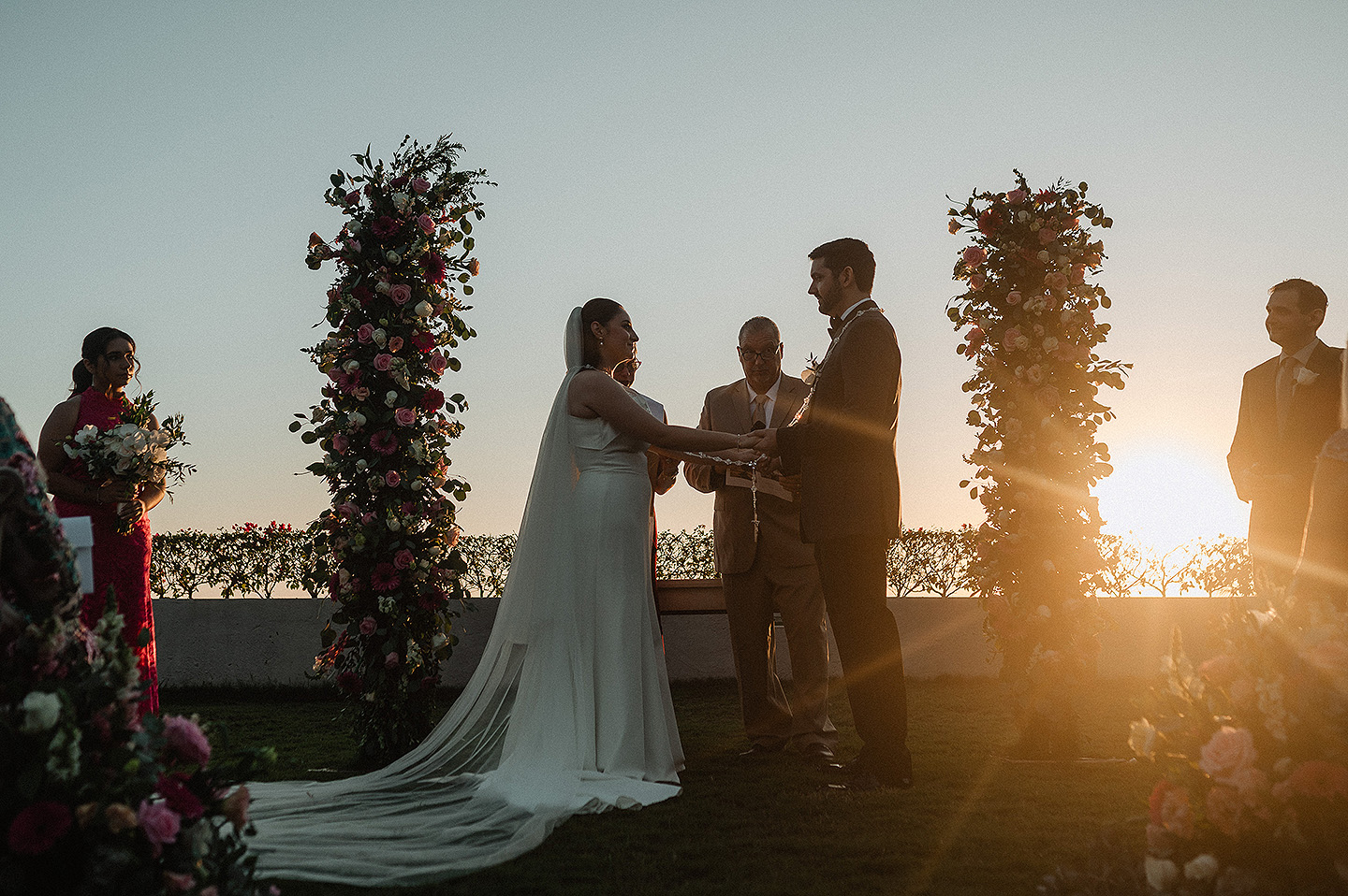 Fotografos en mazatlan, Wedding photographer in mazatlan, engagement photography lovers, mazatlan photographer, wedding photographer in beach, love story, best photographer in mazatlan