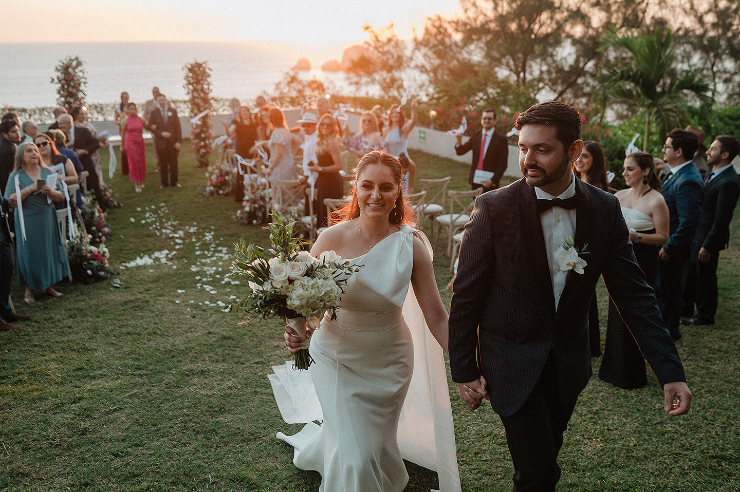 Fotografos en mazatlan, Wedding photographer in mazatlan, engagement photography lovers, mazatlan photographer, wedding photographer in beach, love story, best photographer in mazatlan