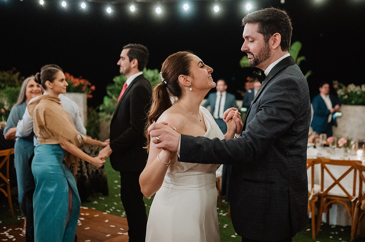 Fotografos en mazatlan, Wedding photographer in mazatlan, engagement photography lovers, mazatlan photographer, wedding photographer in beach, love story, best photographer in mazatlan