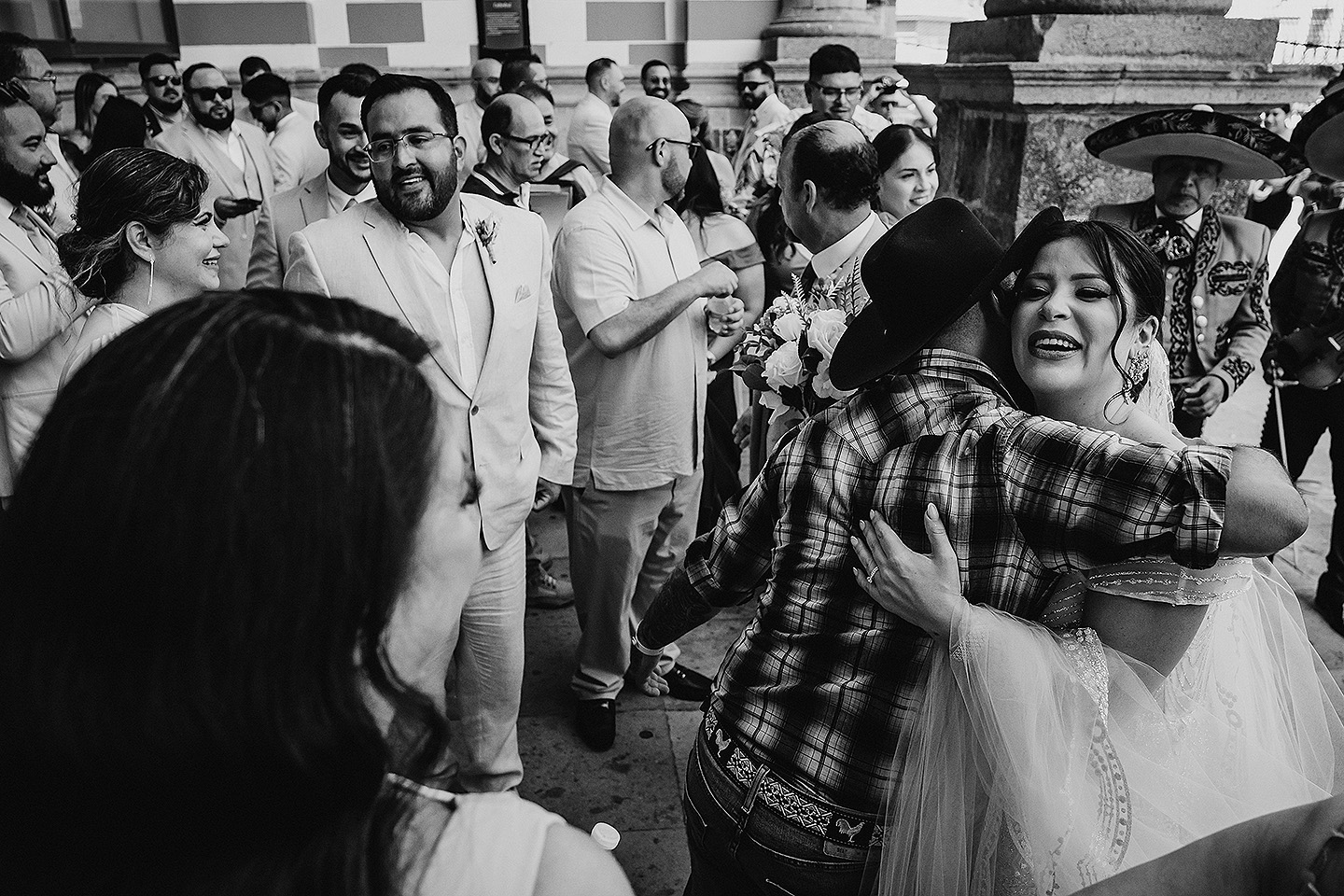 Fotografos en mazatlan, Wedding photographer in mazatlan, engagement photography lovers, mazatlan photographer, wedding photographer in beach, love story, best photographer in mazatlan