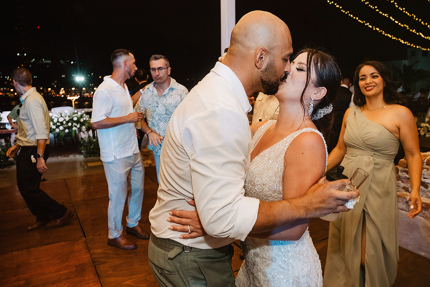 Fotografos en mazatlan, Wedding photographer in mazatlan, engagement photography lovers, mazatlan photographer, wedding photographer in beach, love story, best photographer in mazatlan