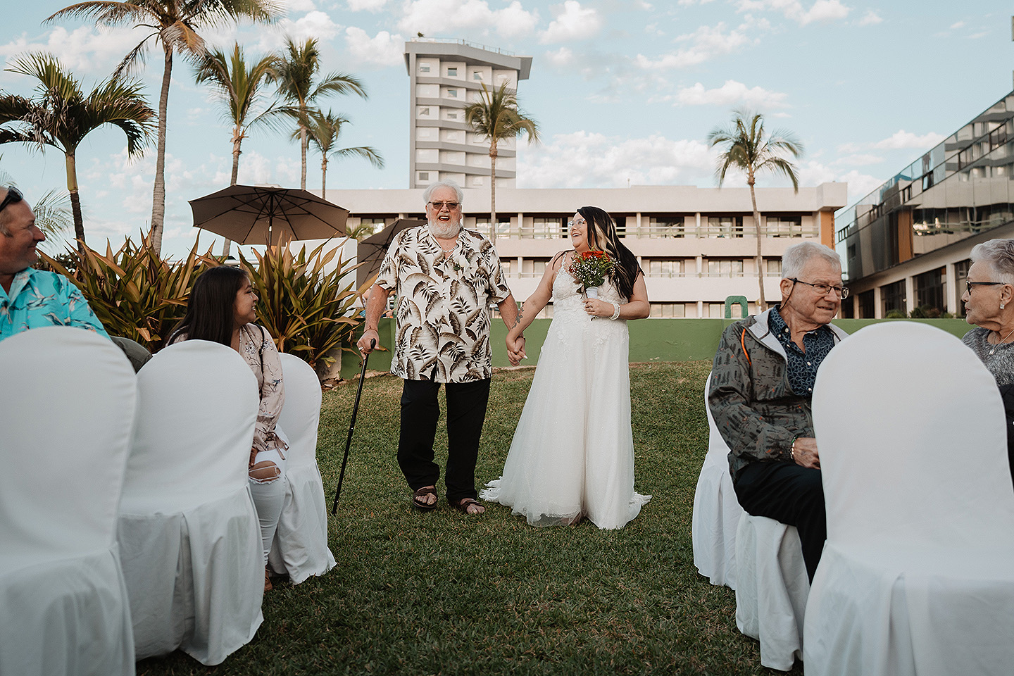 Fotografos en mazatlan, Wedding photographer in mazatlan, engagement photography lovers, mazatlan photographer, wedding photographer in beach, love story, best photographer in mazatlan