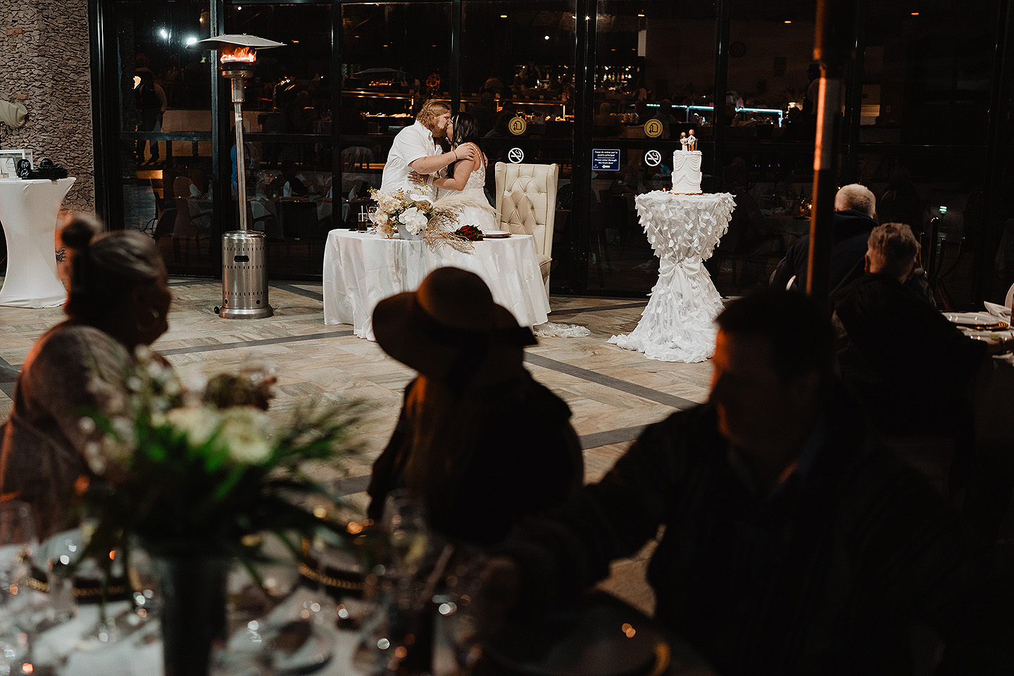 Fotografos en mazatlan, Wedding photographer in mazatlan, engagement photography lovers, mazatlan photographer, wedding photographer in beach, love story, best photographer in mazatlan