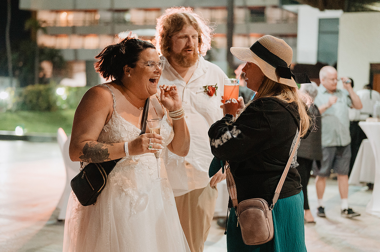 Fotografos en mazatlan, Wedding photographer in mazatlan, engagement photography lovers, mazatlan photographer, wedding photographer in beach, love story, best photographer in mazatlan