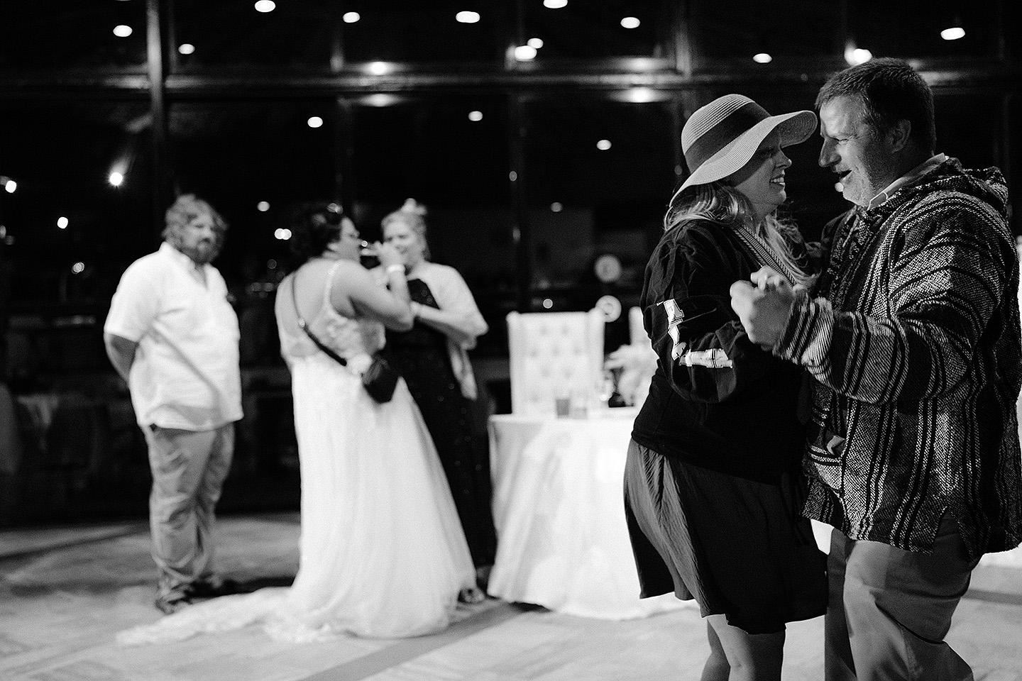 Fotografos en mazatlan, Wedding photographer in mazatlan, engagement photography lovers, mazatlan photographer, wedding photographer in beach, love story, best photographer in mazatlan