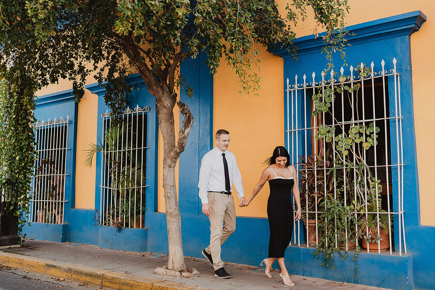 Fotografos en mazatlan, Wedding photographer in mazatlan, engagement photography lovers, mazatlan photographer, wedding photographer in beach, love story, best photographer in mazatlan