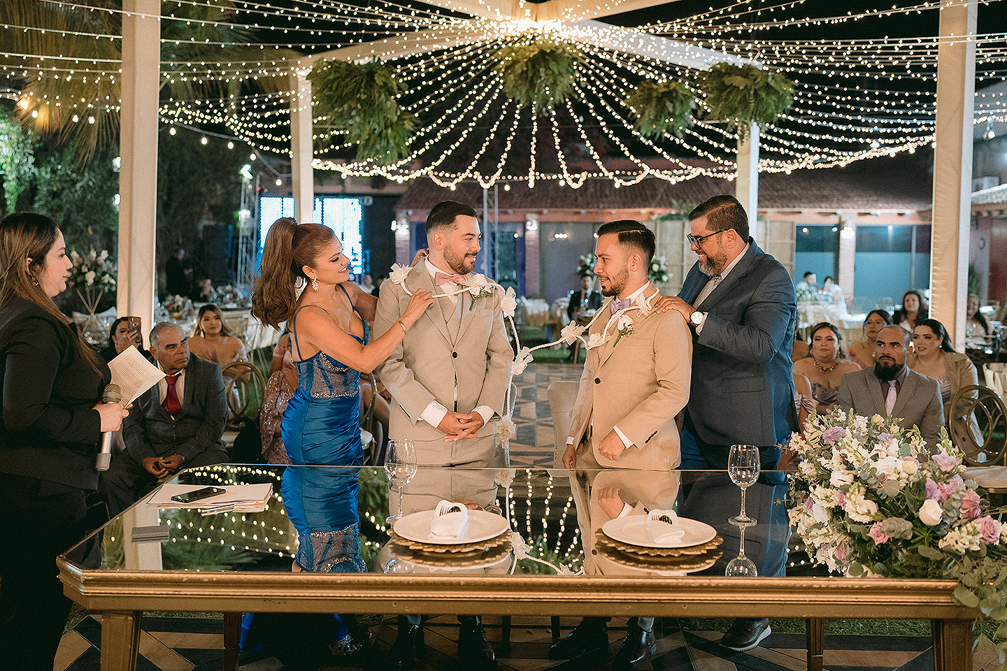 Fotografos en mazatlan, Wedding photographer in mazatlan, engagement photography lovers, mazatlan photographer, wedding photographer in beach, love story, best photographer in mazatlan Boda Gay en Mazatlán, Fotografía Cándida y Documental de Bodas