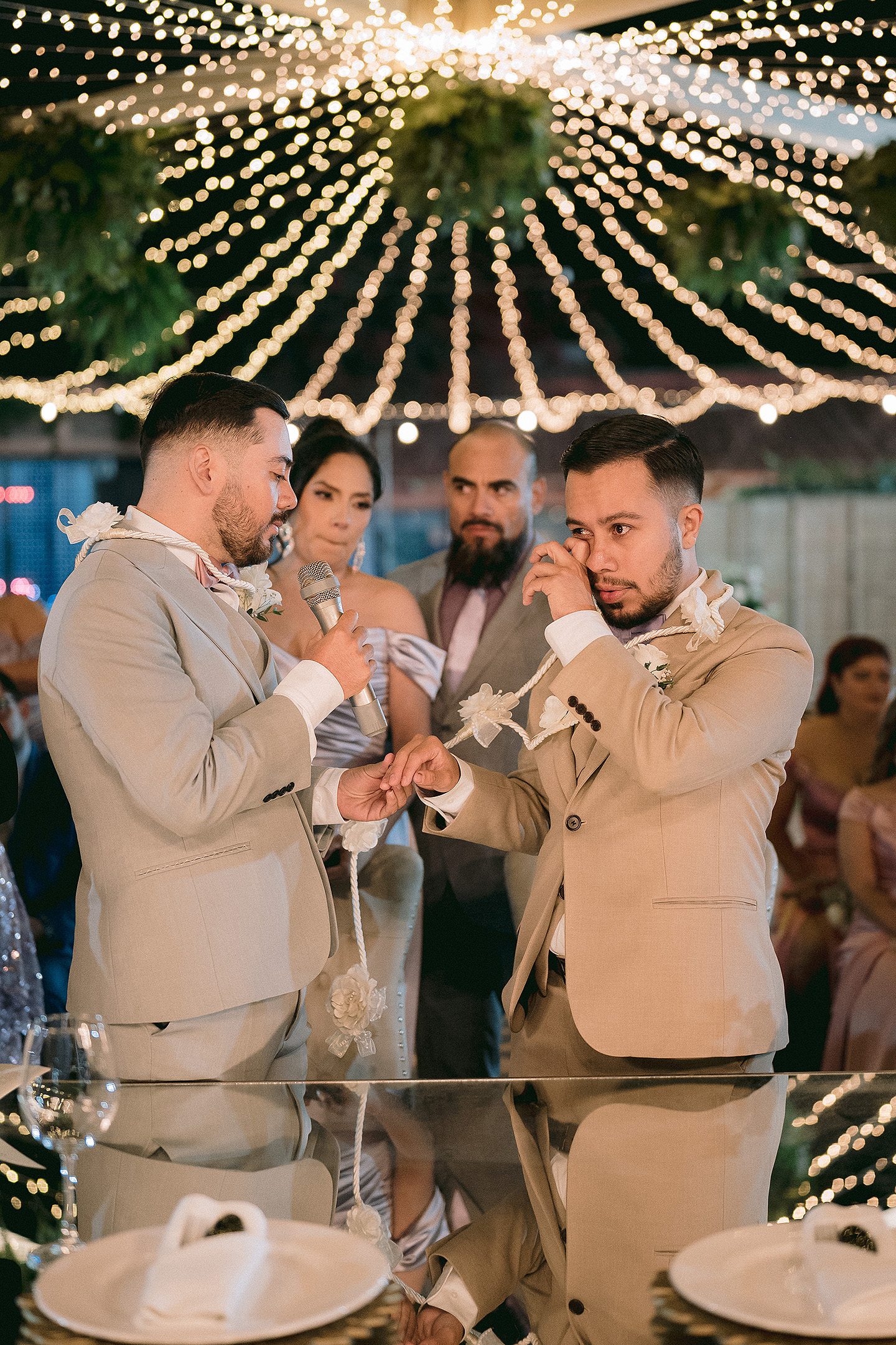 Fotografos en mazatlan, Wedding photographer in mazatlan, engagement photography lovers, mazatlan photographer, wedding photographer in beach, love story, best photographer in mazatlan Boda Gay en Mazatlán, Fotografía Cándida y Documental de Bodas