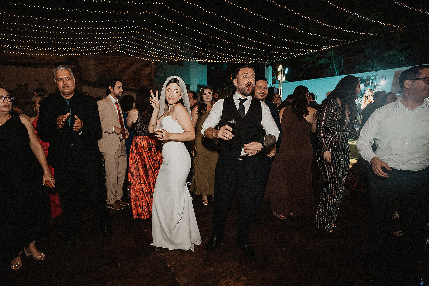 Fotografía de Boda en Mazatlán, México. Sebas Ramos photographer capturando momentos en la boda de gaby y Alejandro. Mejores fotógrafos de México. Mejores fotógrafos de Mazatlán.