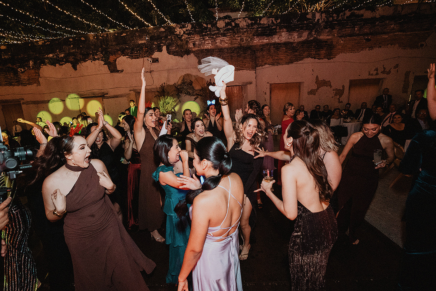Fotografía de Boda en Mazatlán, México. Sebas Ramos photographer capturando momentos en la boda de gaby y Alejandro. Mejores fotógrafos de México. Mejores fotógrafos de Mazatlán.