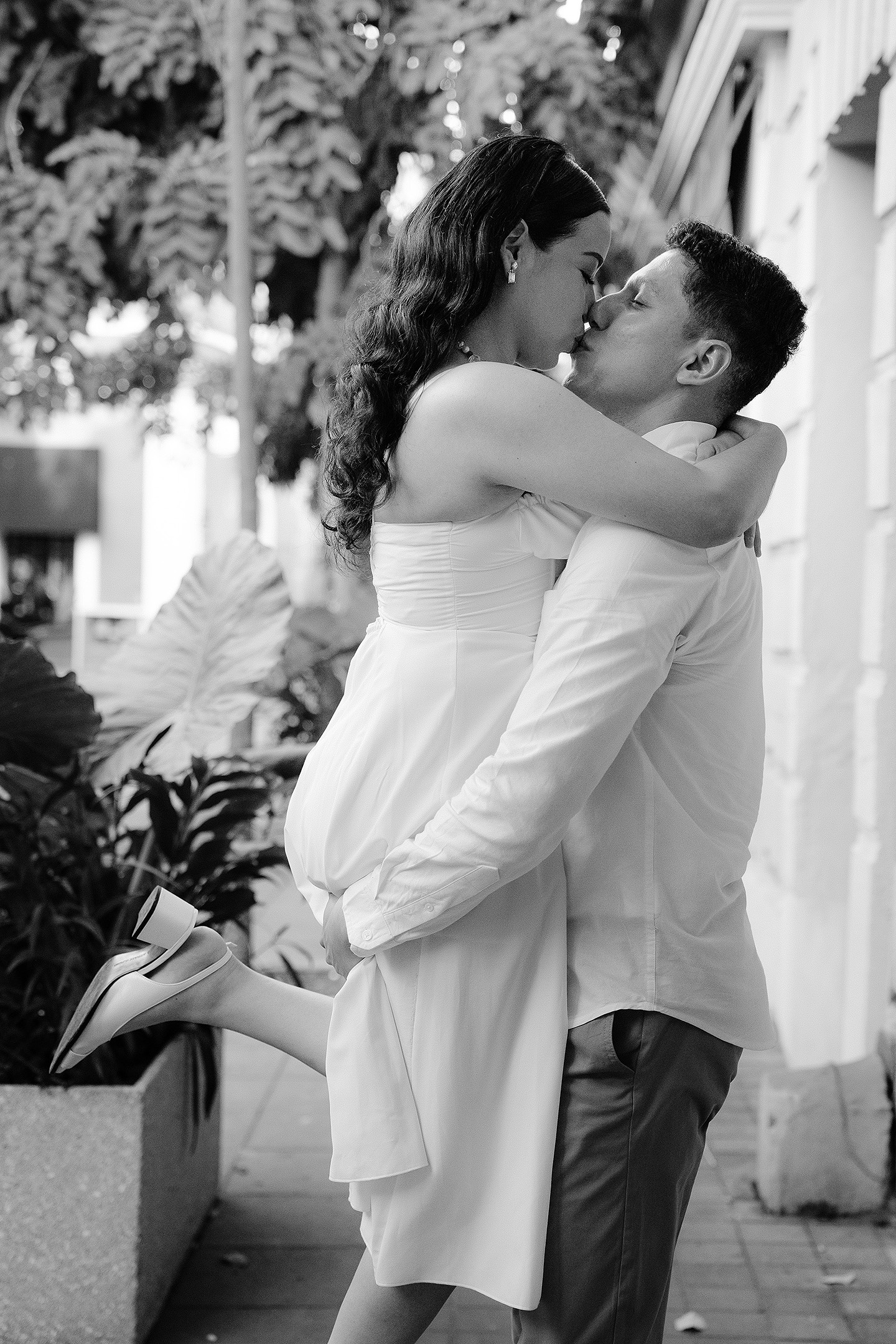 Anahi y Efrain durante su sesión save the date en Mazatlán